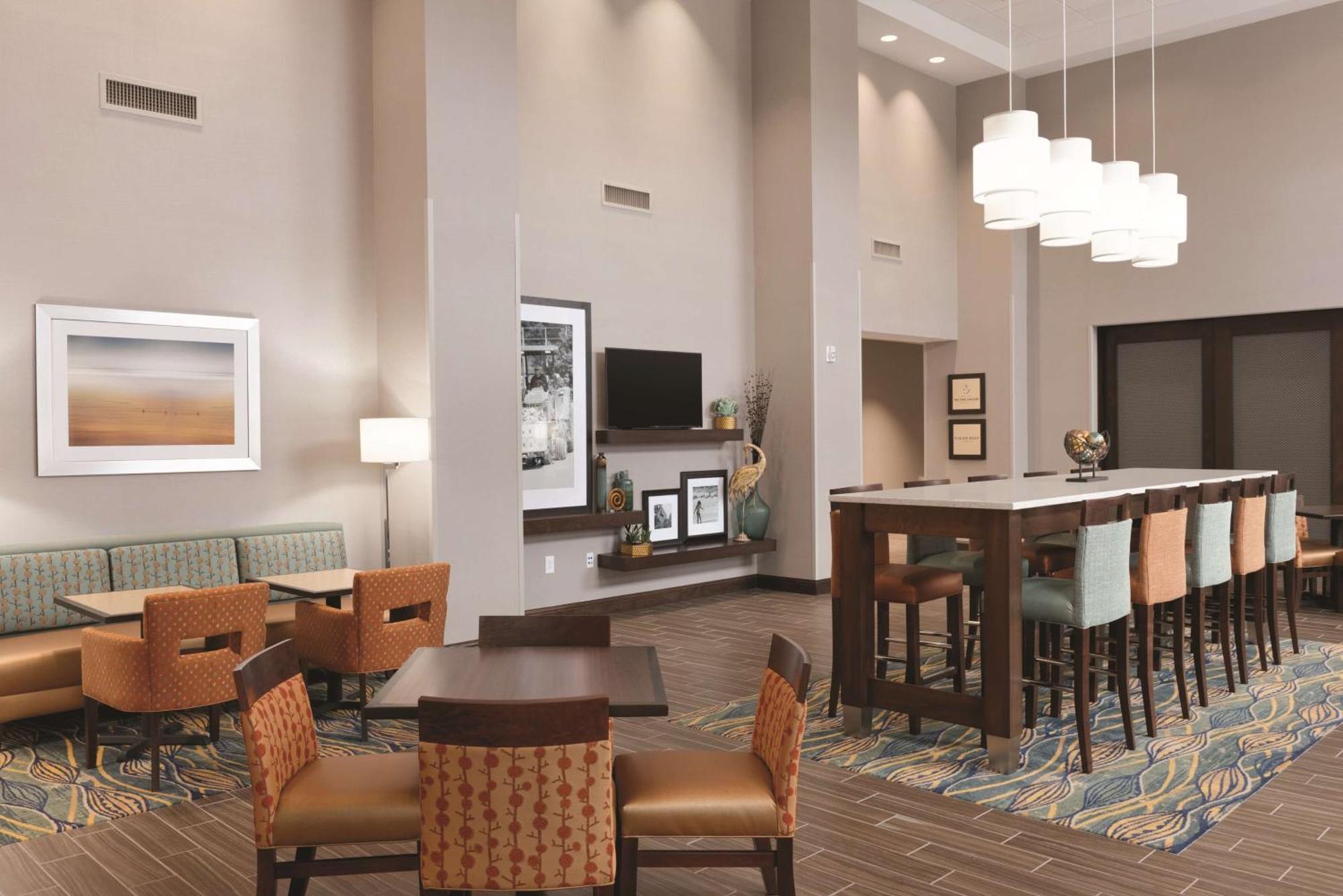 Hampton Inn & Suites - De Land Εξωτερικό φωτογραφία